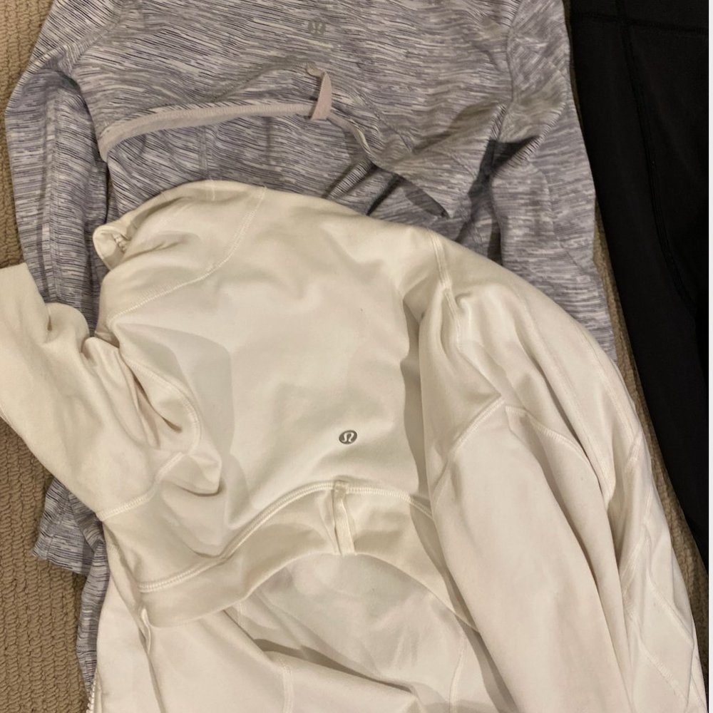 Workout/Relax Clothes - Picture 2 of 5